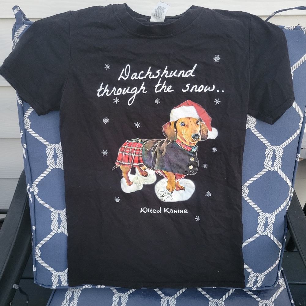 Pretzel the Scottish Dachshund Through the Snow Kilted Kanine Christmas T Shirt